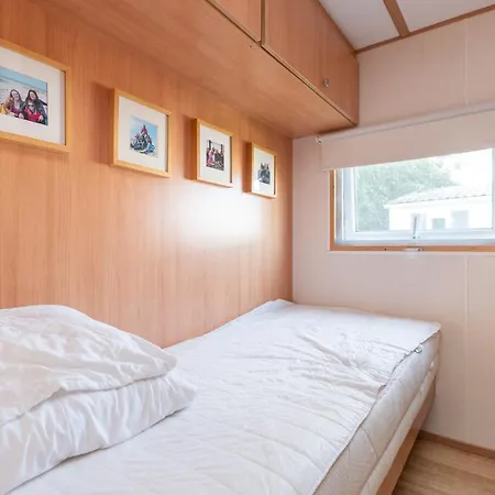 Heidehut Hotel Midsland Exterior photo
